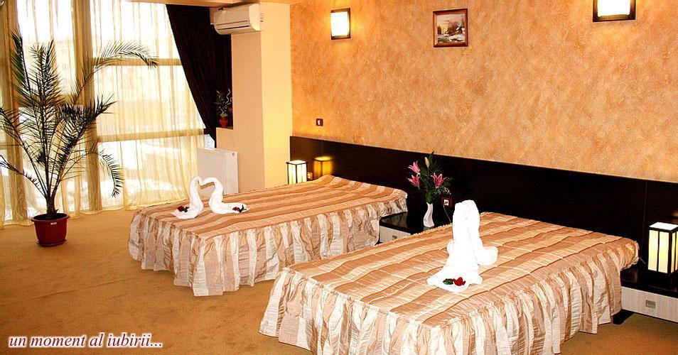 Hotel Palace Targu Jiu Room photo